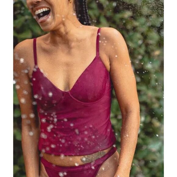 Andie Swim The Canary Tank Top in Plum Purple Bustier Adjustable Straps XS AT184 - Picture 6 of 12